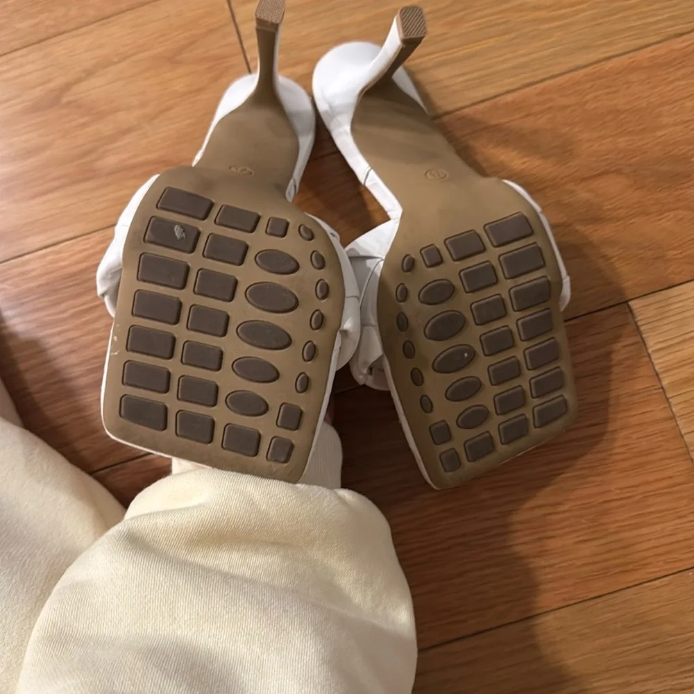 White Quilted Square Toe Women's Heels - Picture 6 of 6